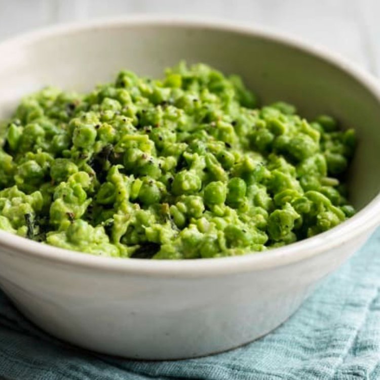 Minted Peas with Creme Fraiche - by Kate - HomeCooks