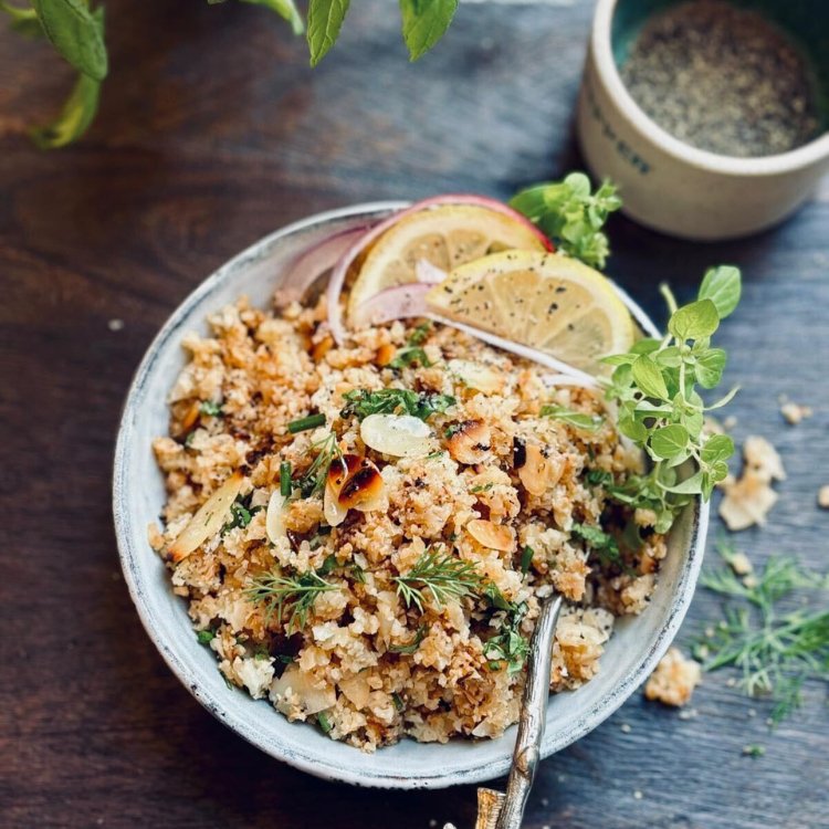 Cauliflower Rice - by Lisa - HomeCooks