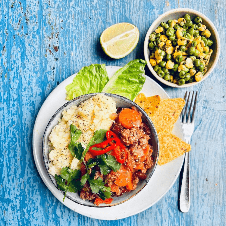 Chilli con Carne with Mashed Potatoes and Minted Peas - by Sev - HomeCooks