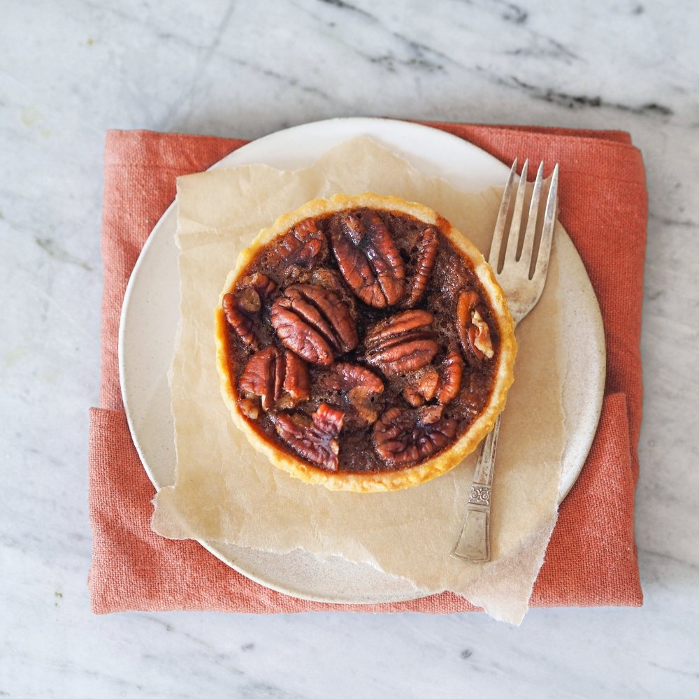 Homemade Pecan Pie - by The Happy Bakery Co - HomeCooks