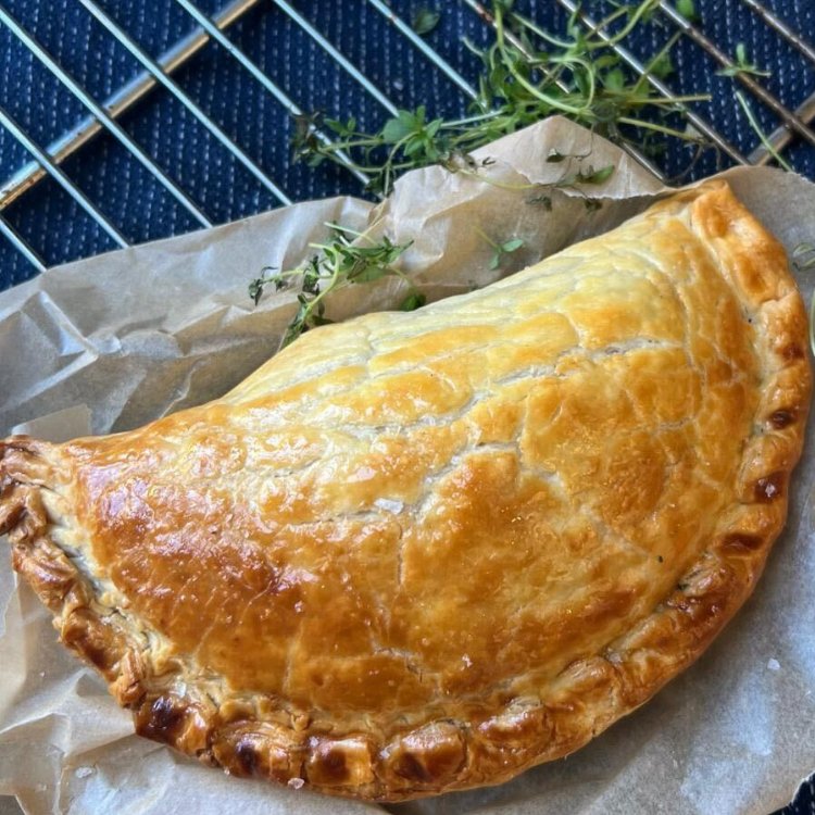 Beef Pasty - by Dulwich Pantry - HomeCooks